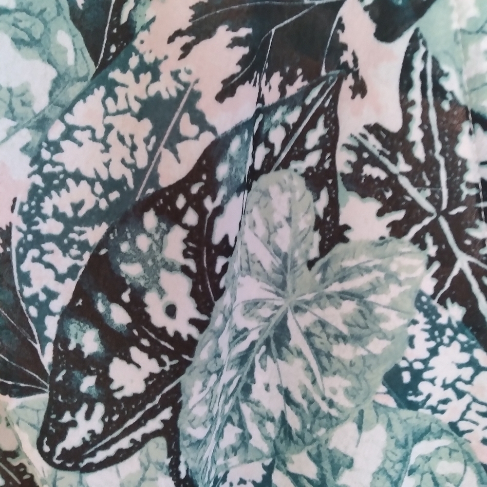 Bebe Green and White Shirred Tropical Print Short Sleeve Midi Dress Size XS - Picture 14 of 16